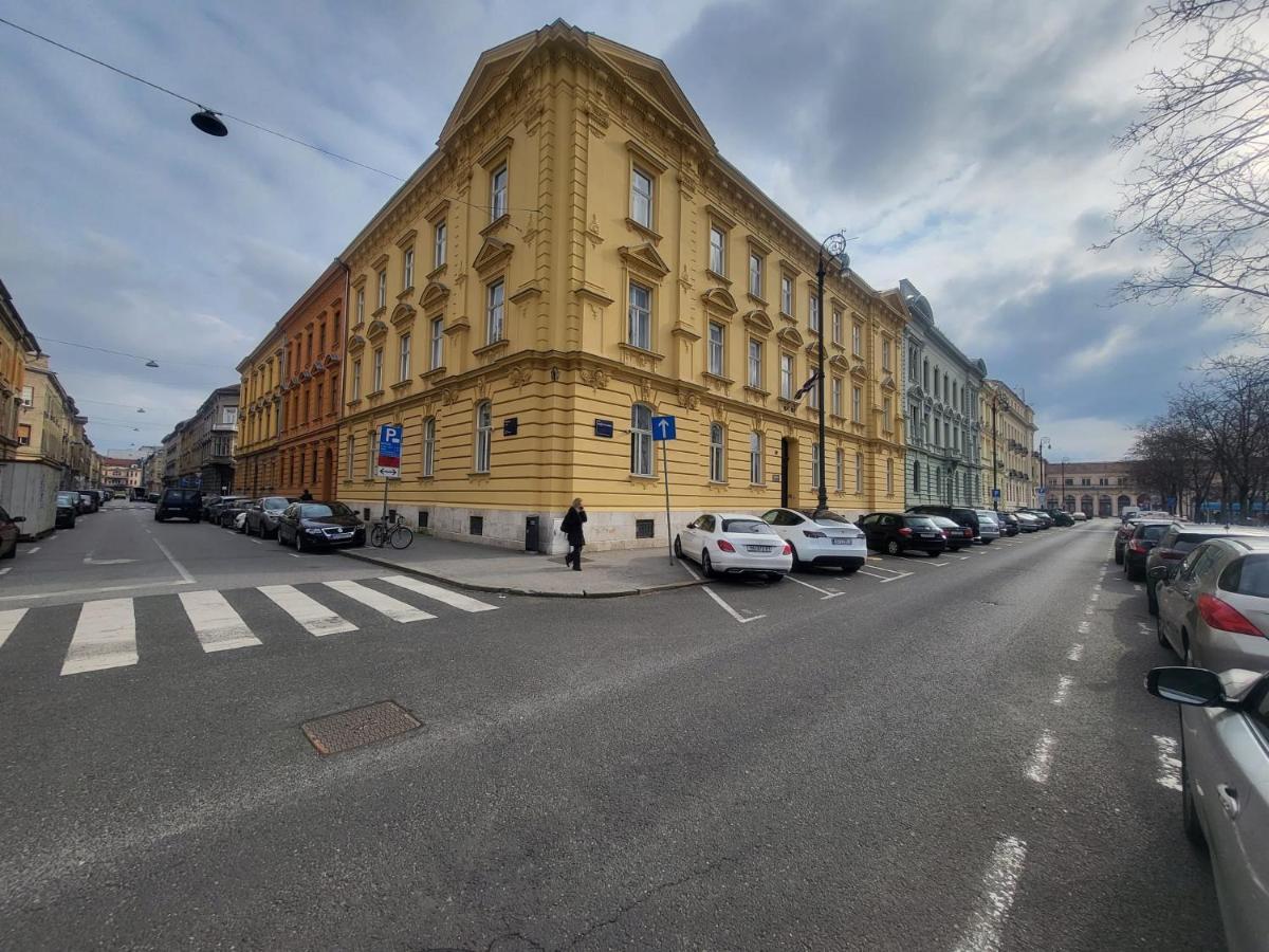 Stylish Apartment In Center Of Zagrzeb Zewnętrze zdjęcie